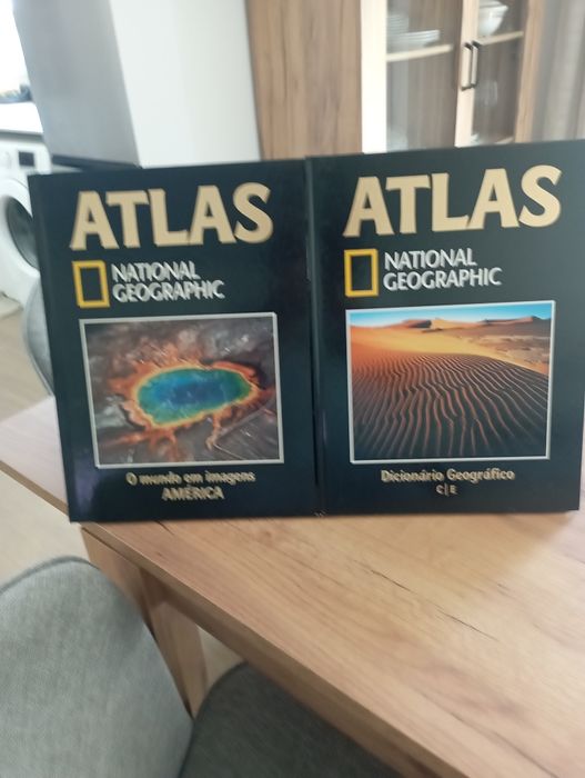 Vendo 17 volumes atlas Nacional Geográfico estado novo
