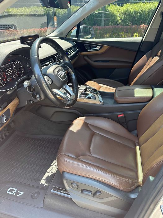 Audi Q7 2016 VIN WA1LAAF70HD026293 фото оголошення 12 з 24