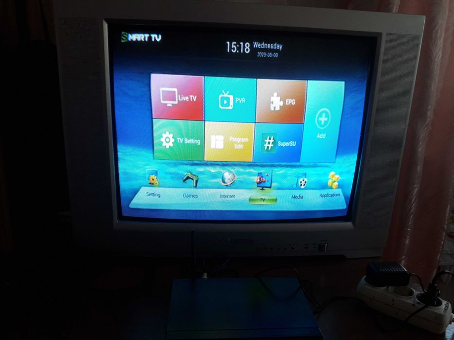 Smart-TV  приставка ALKOR Швейная машинка SINGER