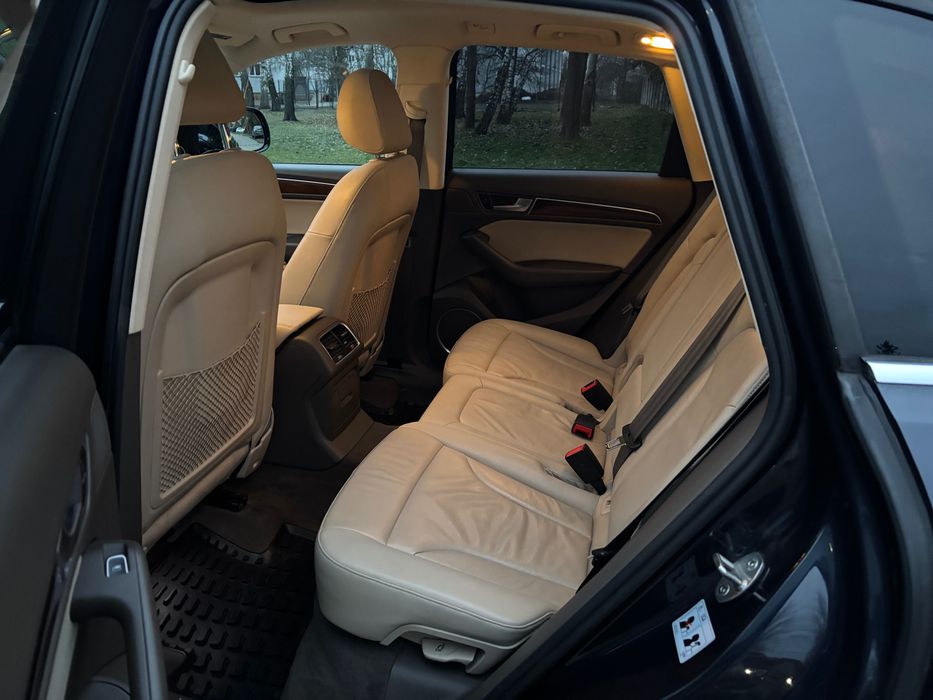 Sprzedam Audi Q5 premium plus