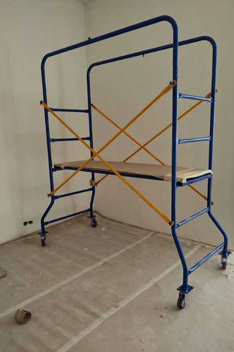 Підмость будівельна. Мастерок. Подмость. Підмосток. Помост.