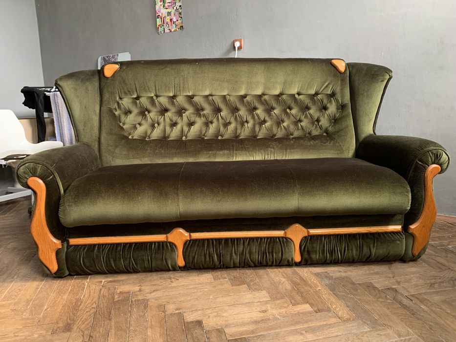 Диван ретро з кріслами