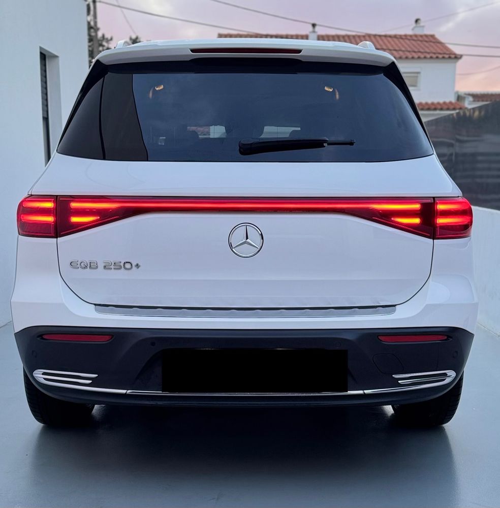 Mercedes-Benz EQB 250+ Progressive