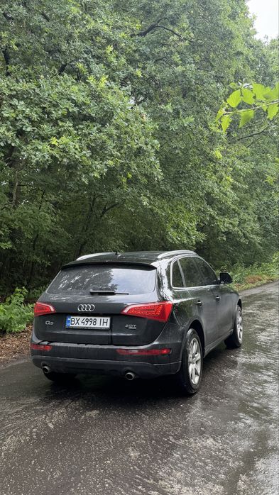 Продам Audi Q5 2012
