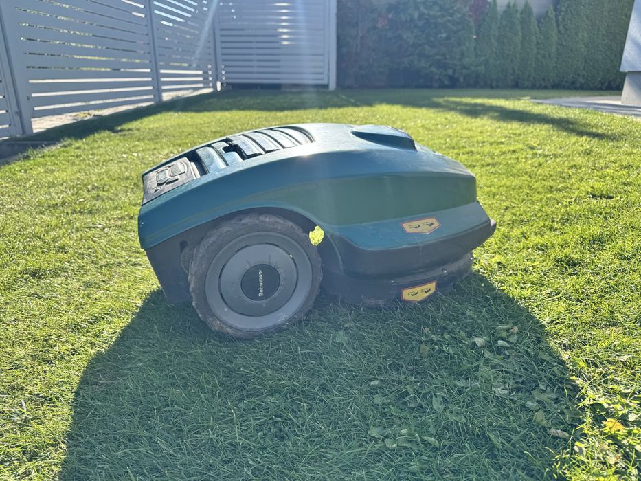 Robot koszący - kosiarka elektryczna Robomow RM510