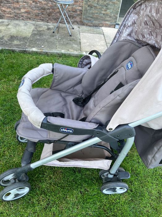 Carrinho e ovo bebé