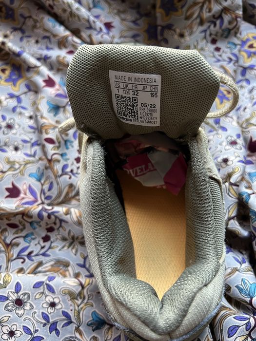 Ténis Adidas para caminhada Tam 32