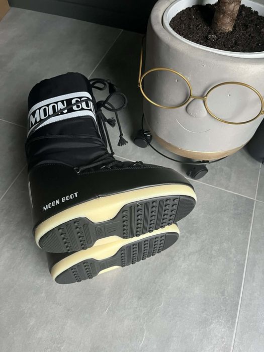 Nowe śniegowce Moon Boot