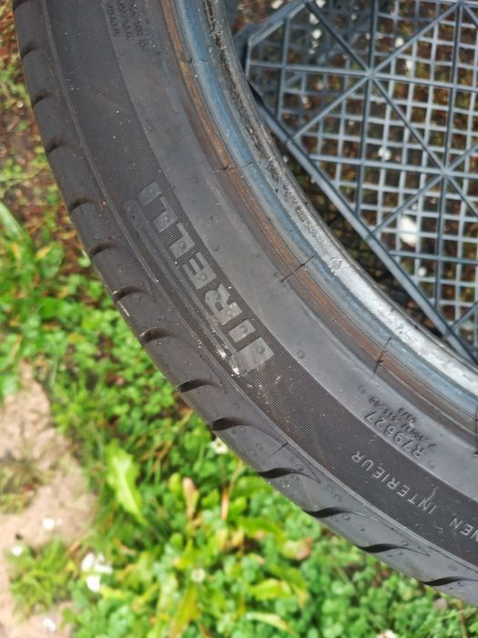 Opona Pirelli 215x45x18 letnia