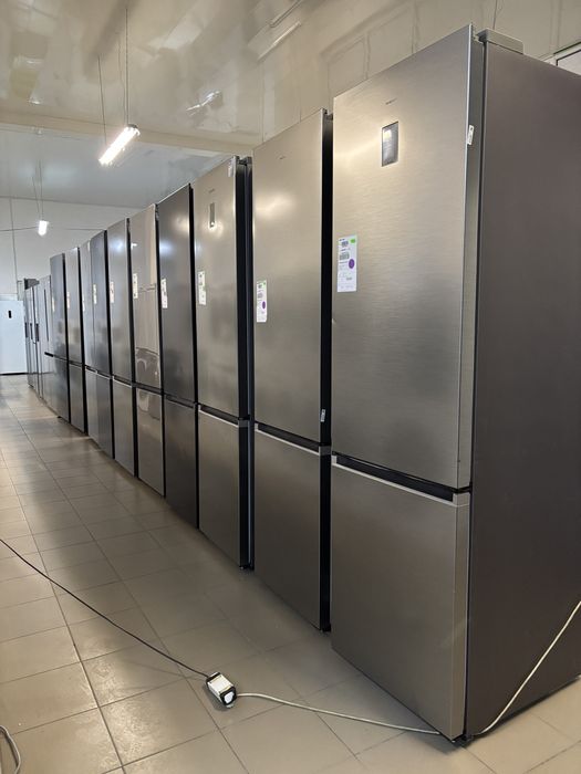 Холодильник Samsung RL38C7B5BS9