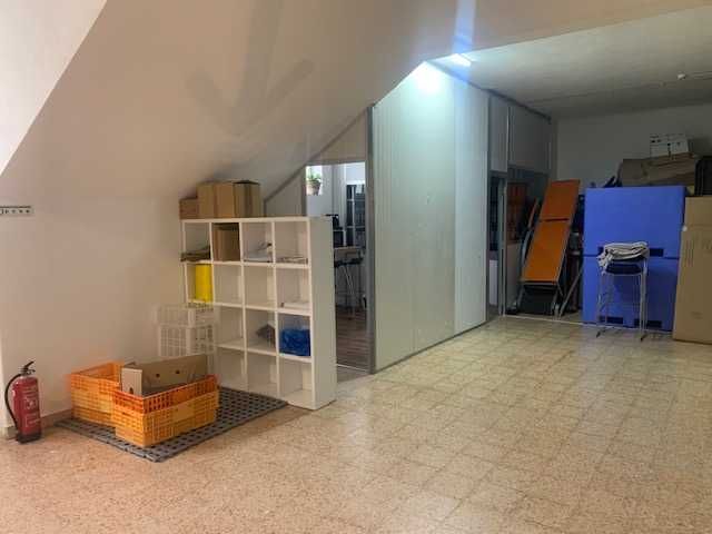 Espaço com 377m2 no centro de Torres Novas ( Comercio e Serviços )