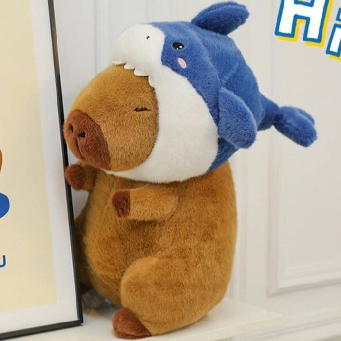 Плюшова іграшка Капібара акула 33см, Іграшка Капібара в шапці акули