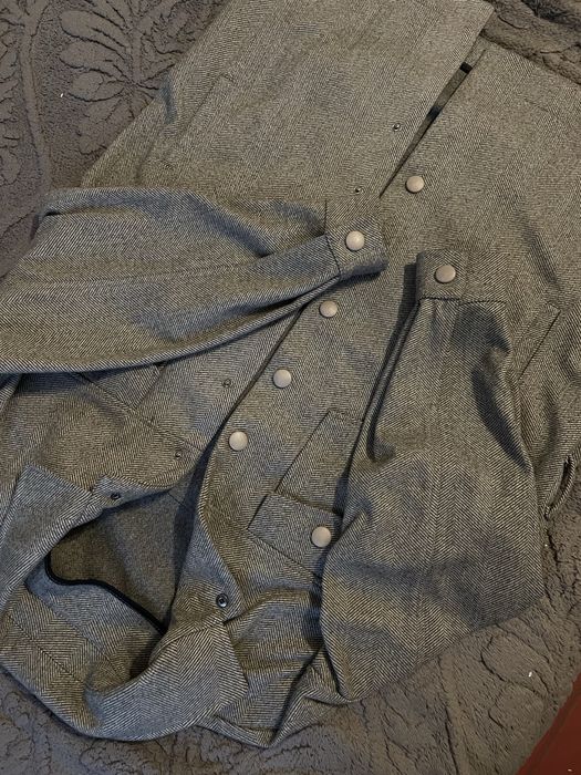 Одяг , сукні , худі , костюм теплий, штани , пальто , жіночий одяг