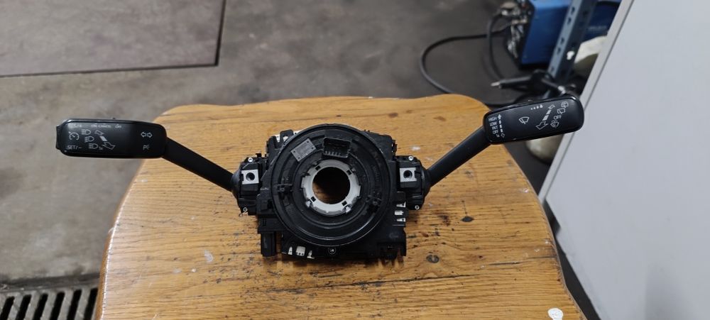 Manetka skoda octavia III