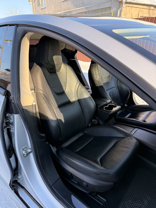 Tesla model S 2016 !Перший власник в Україні!