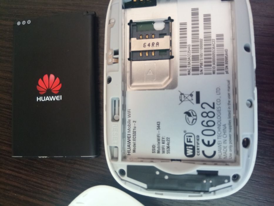 Модем     Huawei