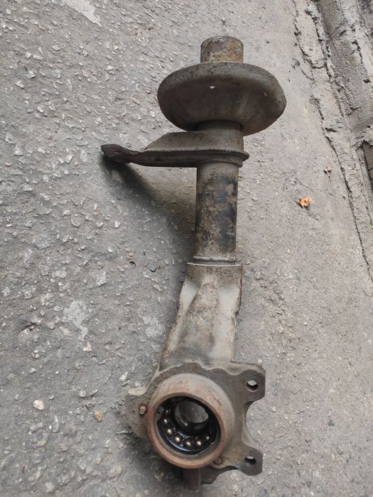 Ланос/Сенс Кулак поворотный/Корпус стойки правый: 650 грн ...