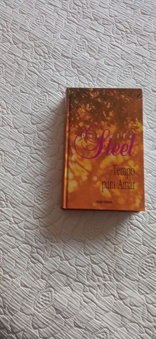 Livro Tempo para amar de Danielle Steel /6€