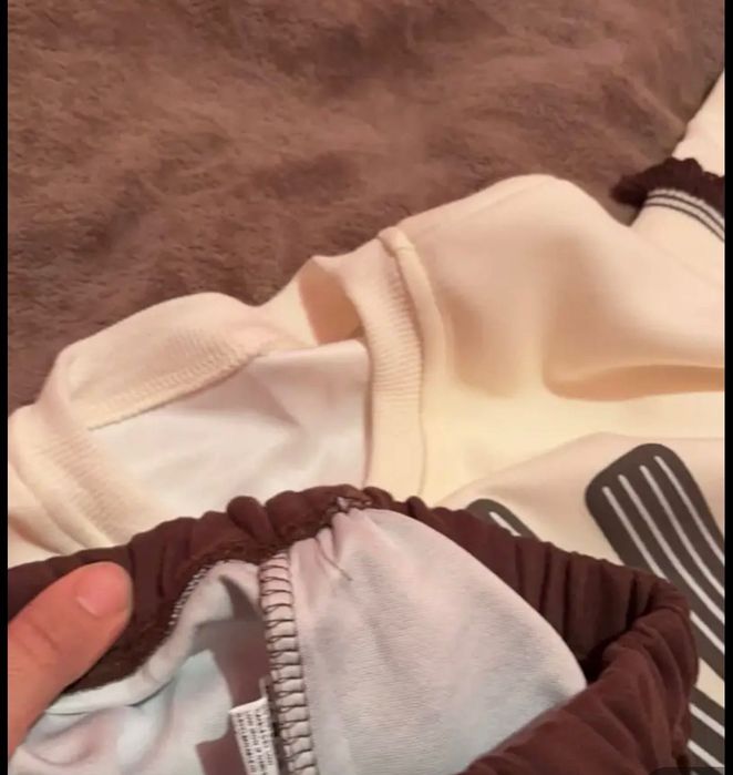 Продам костюм для дівчинки