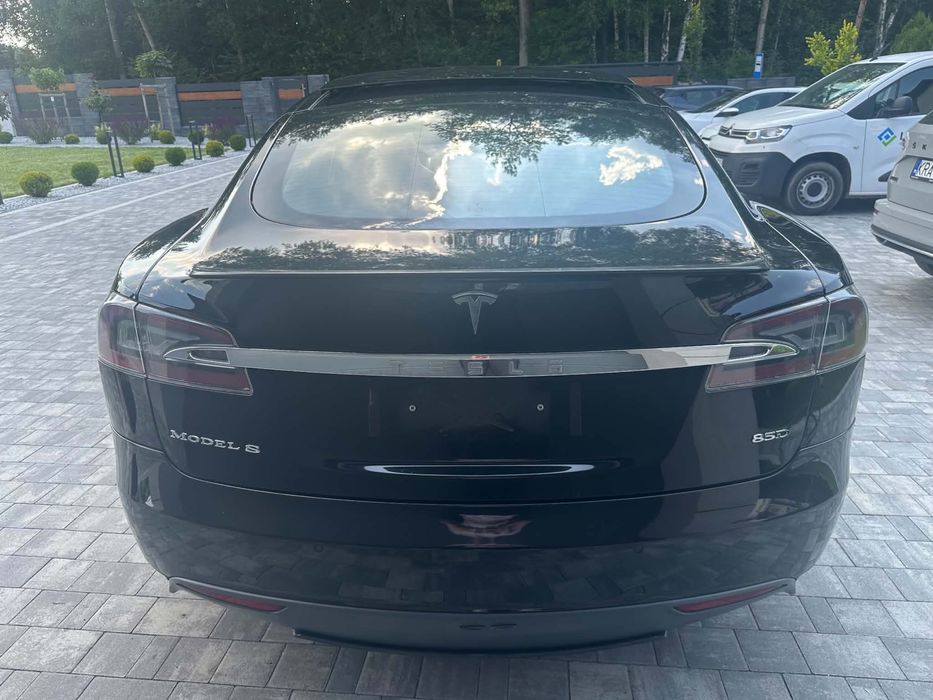 Tesla S BOLT UBER ładowanie darmowe bez limitu  WYNAJEM