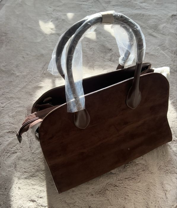 Torebka Guess czekoladowa