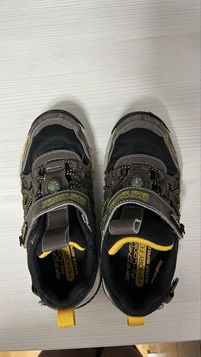 Дитячі кросівки Skechers водонепроникні