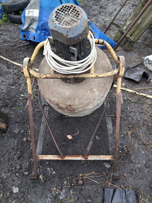 продам бетоно мишалку