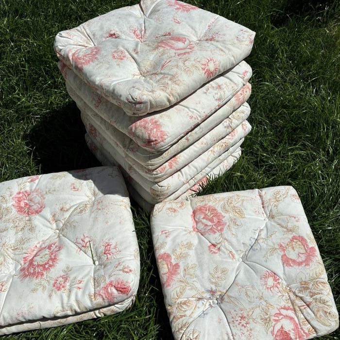 poduszka na krzesla ogrodowa IKEA Saralotta w kwiaty bawelna