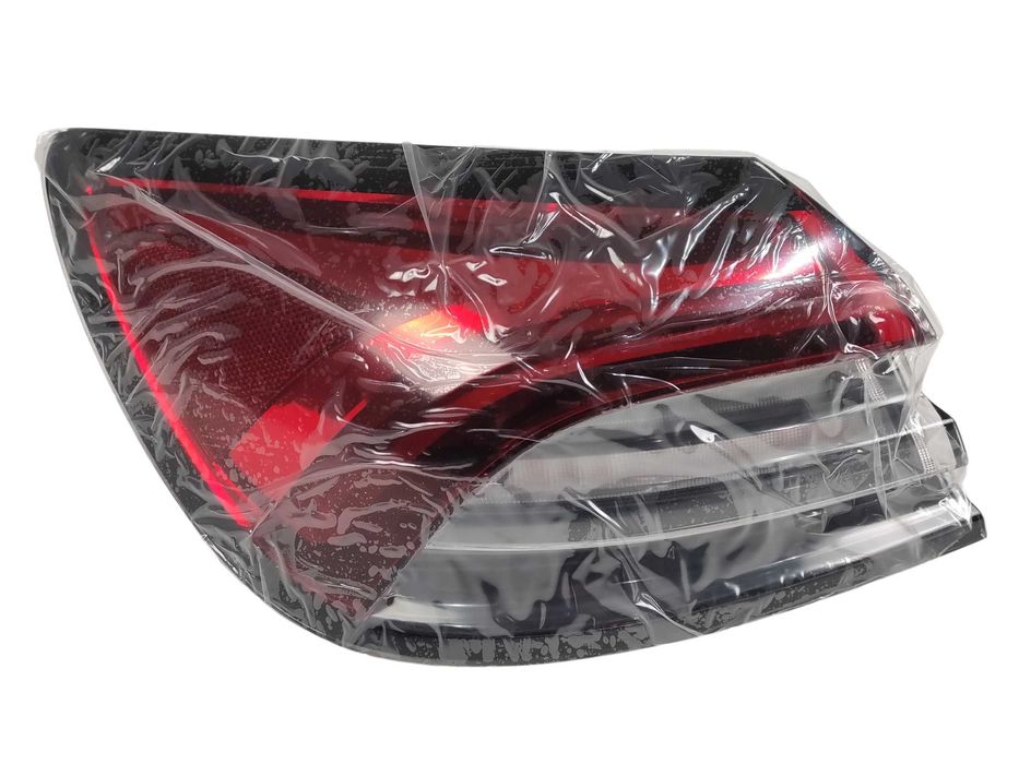 Maserati Quattroporte VI - Lampa tylna LIFT DARK - LEWA zewnętrzna