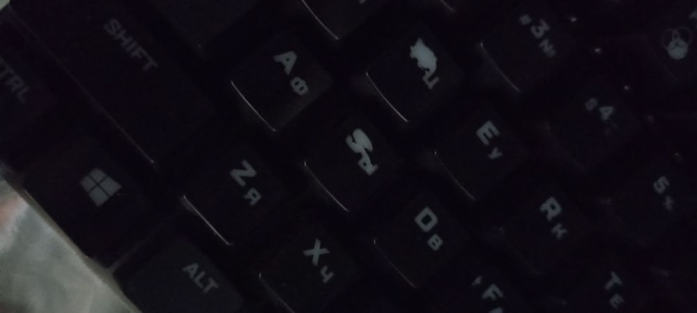 Продам механічну клавіатуру HyperX