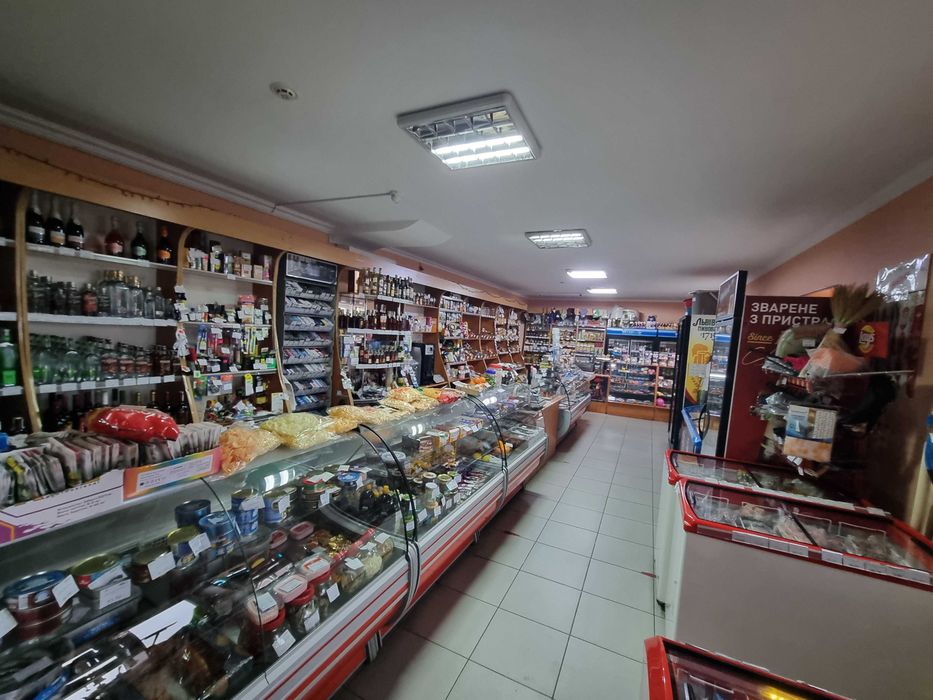 Комерційна нерухомість кафе - магазин - бар