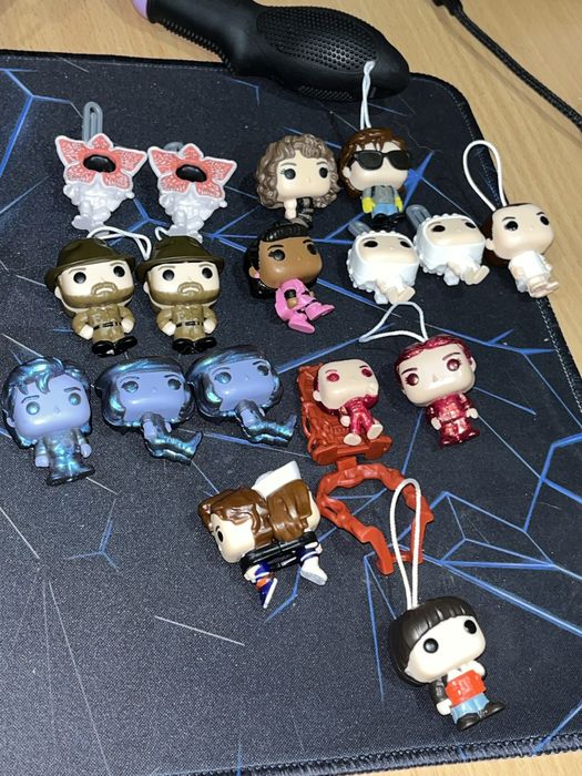 Фігурки stranger things funko pop kinder joy