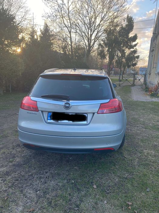 Samochód  opel insignia