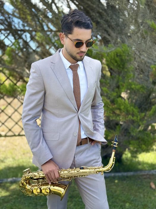 Saxofonista de casamentos eventos e festas
