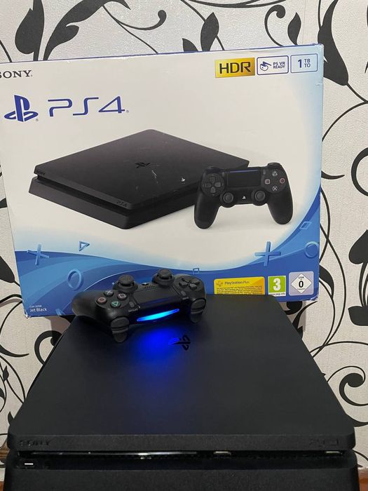 PlayStation 4 Slim PS4 1TB