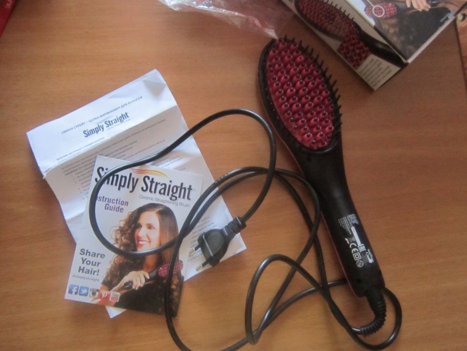 Расческа-выпрямитель Simply Straight