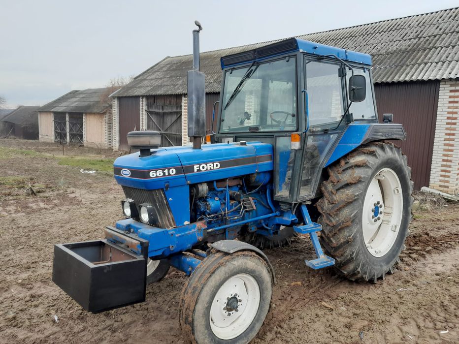 Ciagnik rolniczy Ford 6610