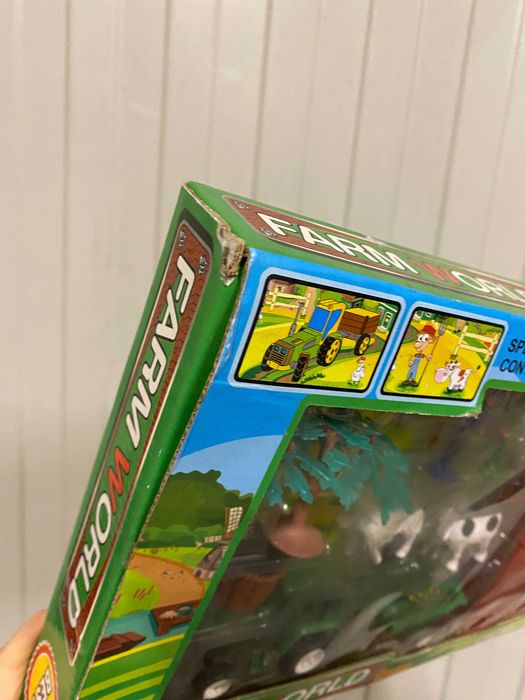 Zestaw figurki farma zwierzątka i traktor do zabawy