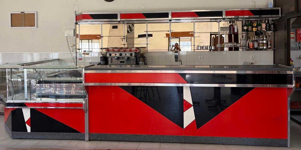 Balcão/Vitrine para Café