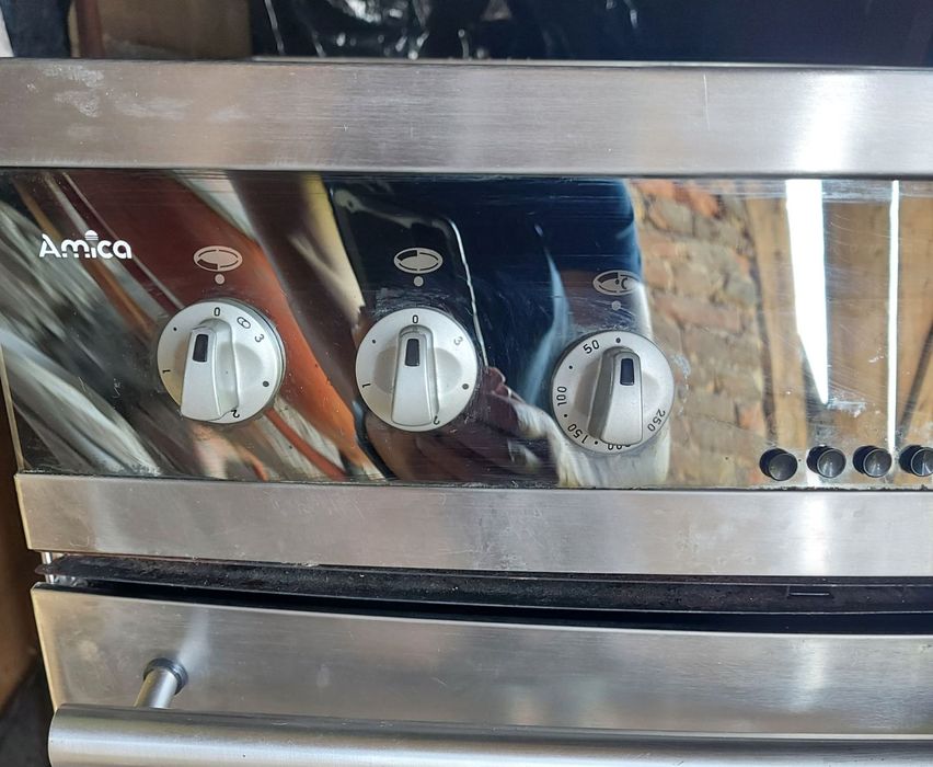 Продам електро плиту