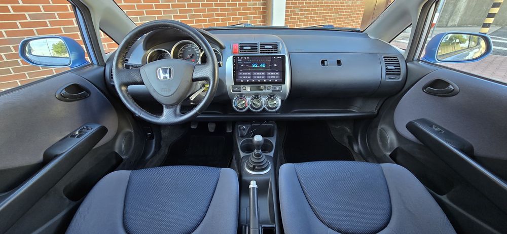 Honda Jazz 1.2 i-DSI 78cv |  AR CONDICIONADO
