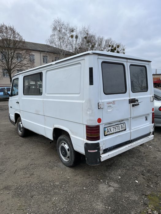 Продам Mersedes-Benz MB100 2.4 дизель