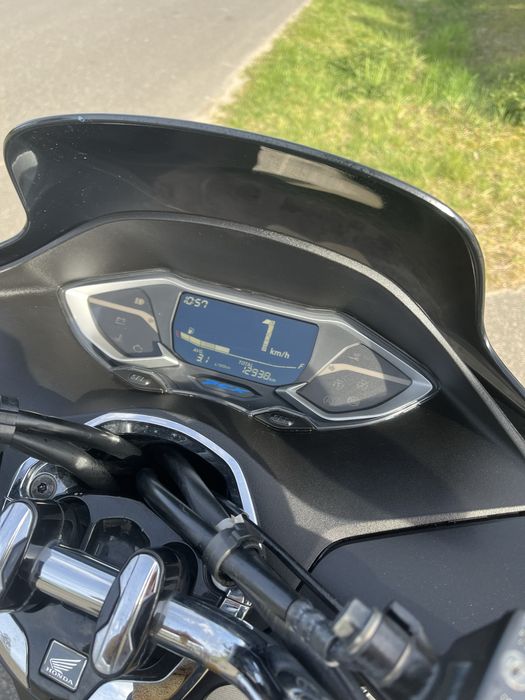 Honda pcx 125 2024 (13 tys przebiegu salon polska)