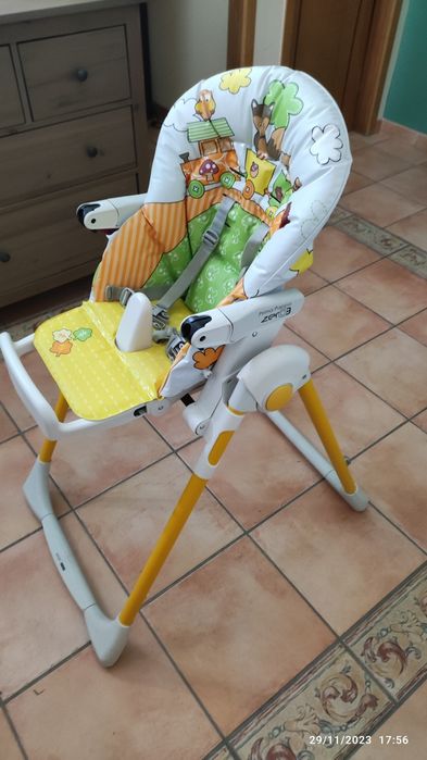 Promoção - Cadeira refeição articulada bebé