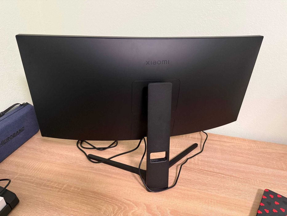 Монітор ігровий Xiaomi Mi Curved Gaming Monitor 30