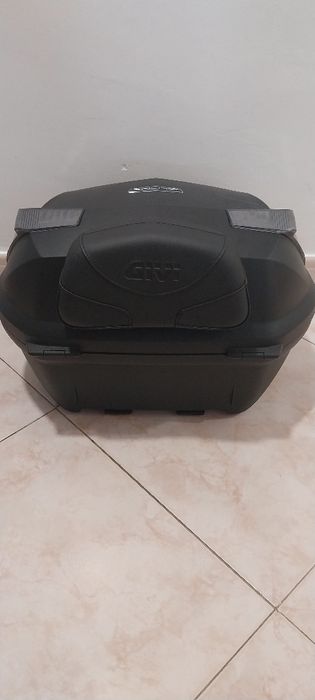 Topcase Givi c/base