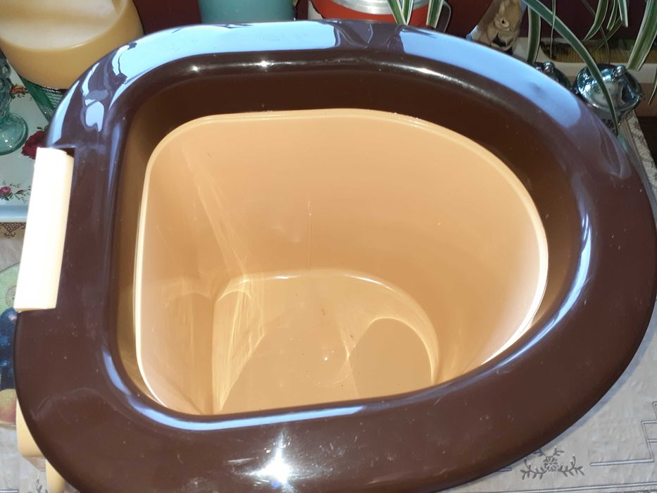 Відро-туалет пластикове.