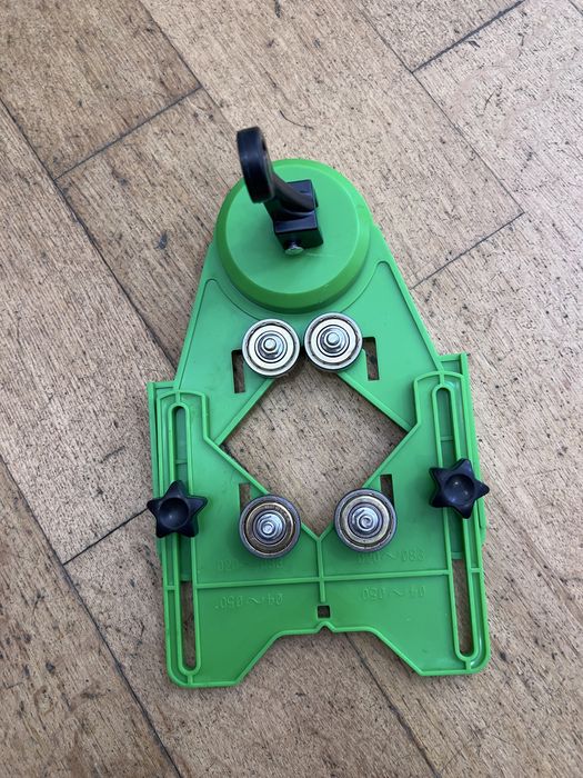 Guia de Perfuração Autocentrável com Ventosa para Azulejo e Vidro