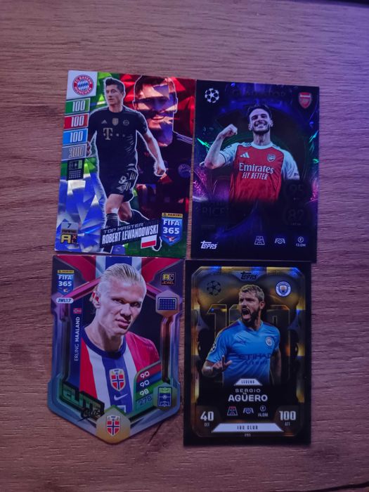 4 karty piłkarskie