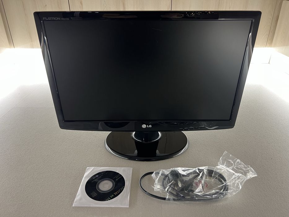 Lg monitor lcd w2243st